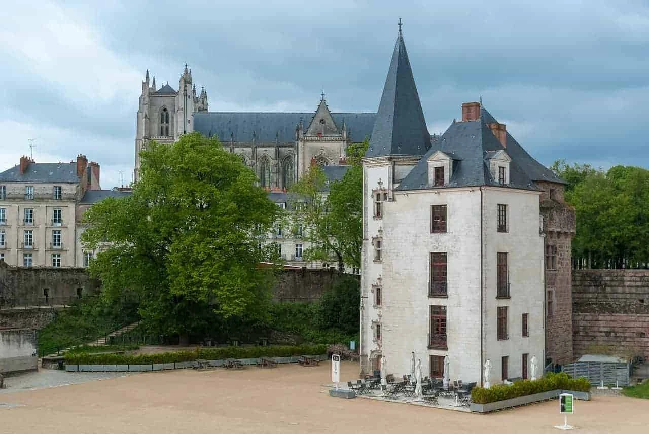 loire-cycling-from-angers-to-the-atlantic
